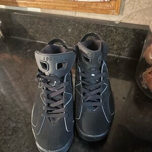 Jordan Men's Black & Gray Chrome 6’s Sneakers